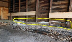 Closeup of foundation damage.