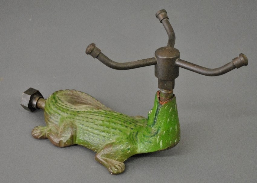 Alligator sprinkler.