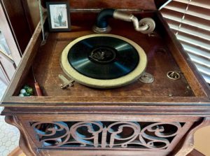 Top view of phonograph